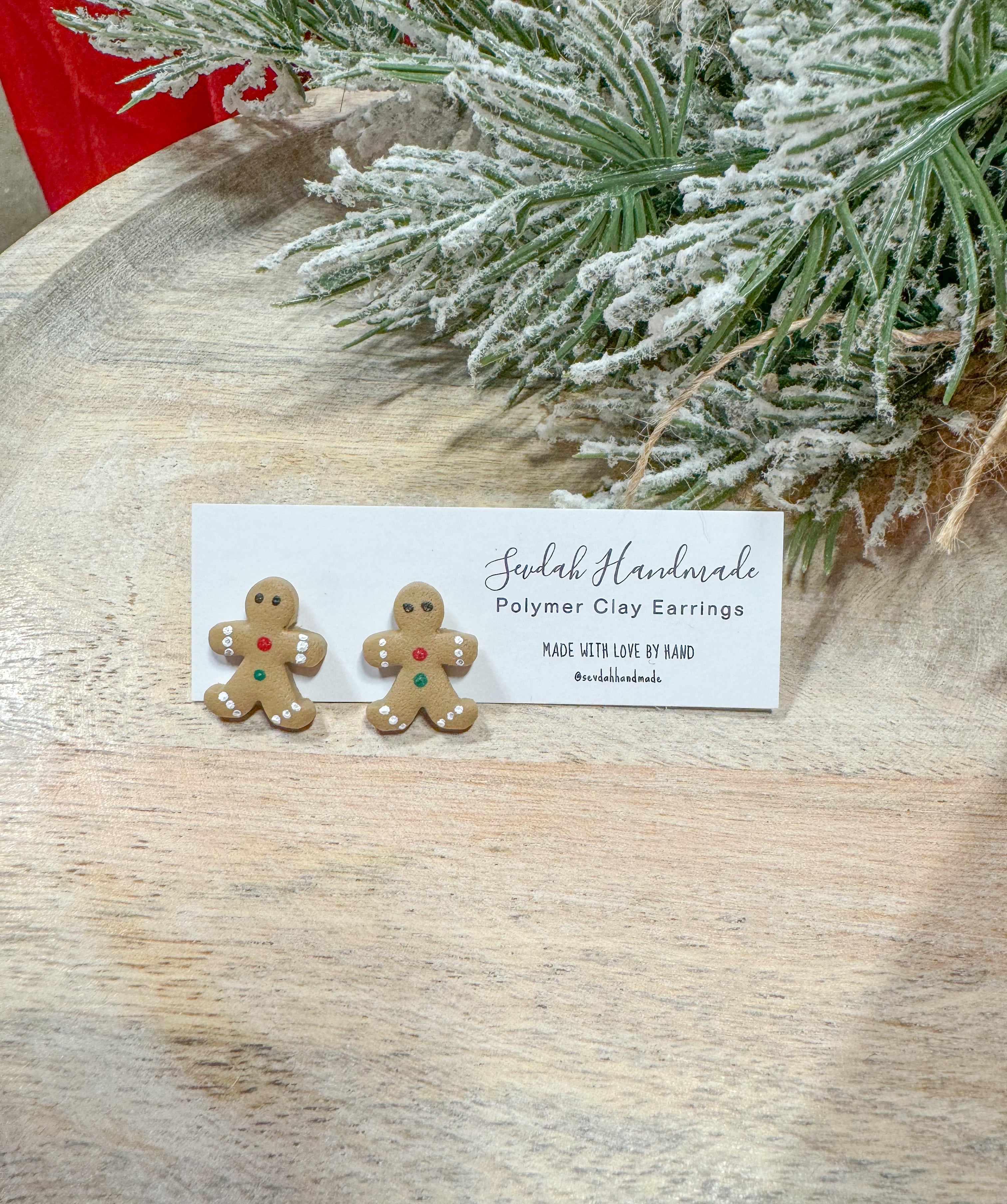 Gingerbread man studs