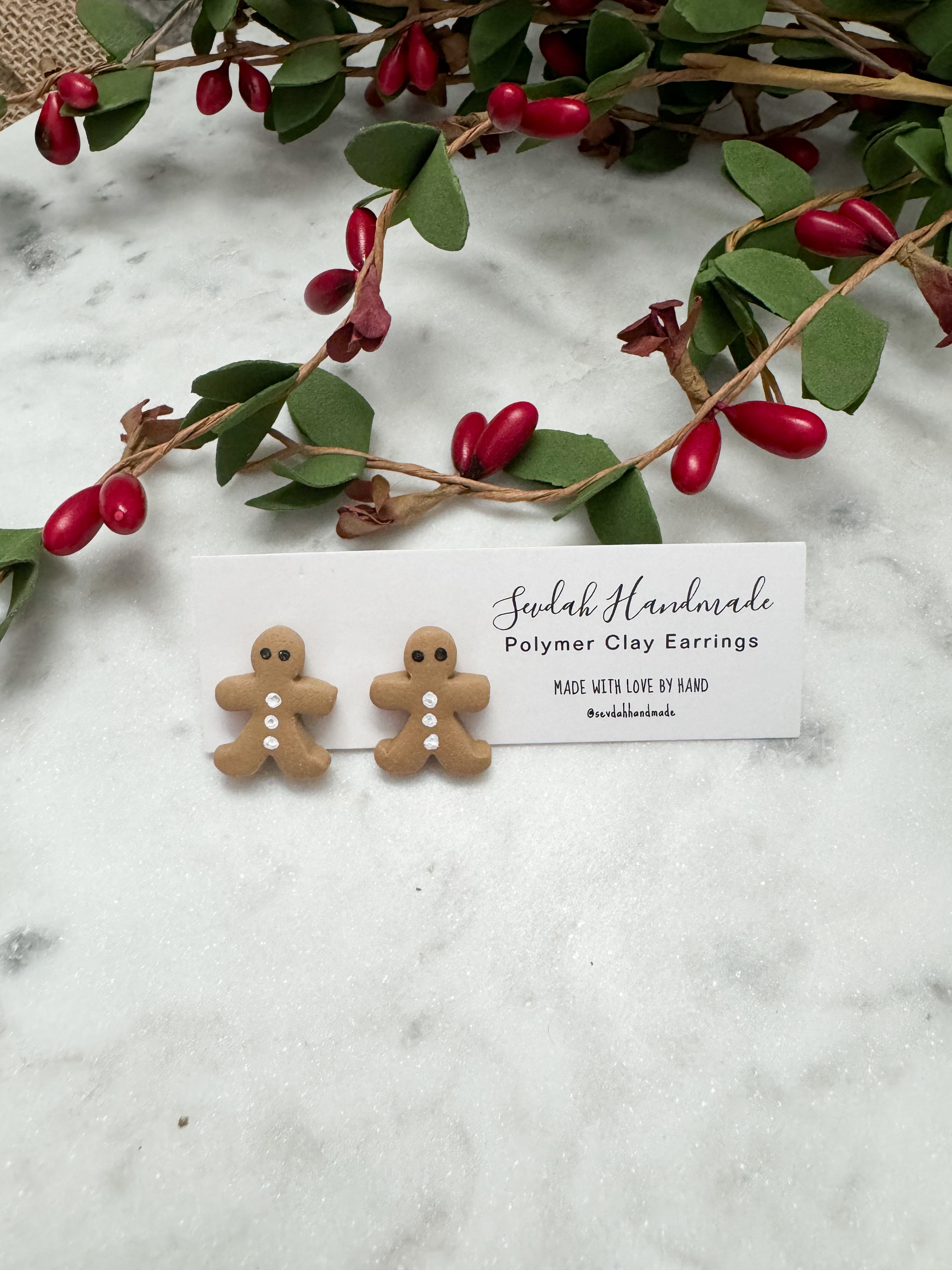 Gingerbread man studs