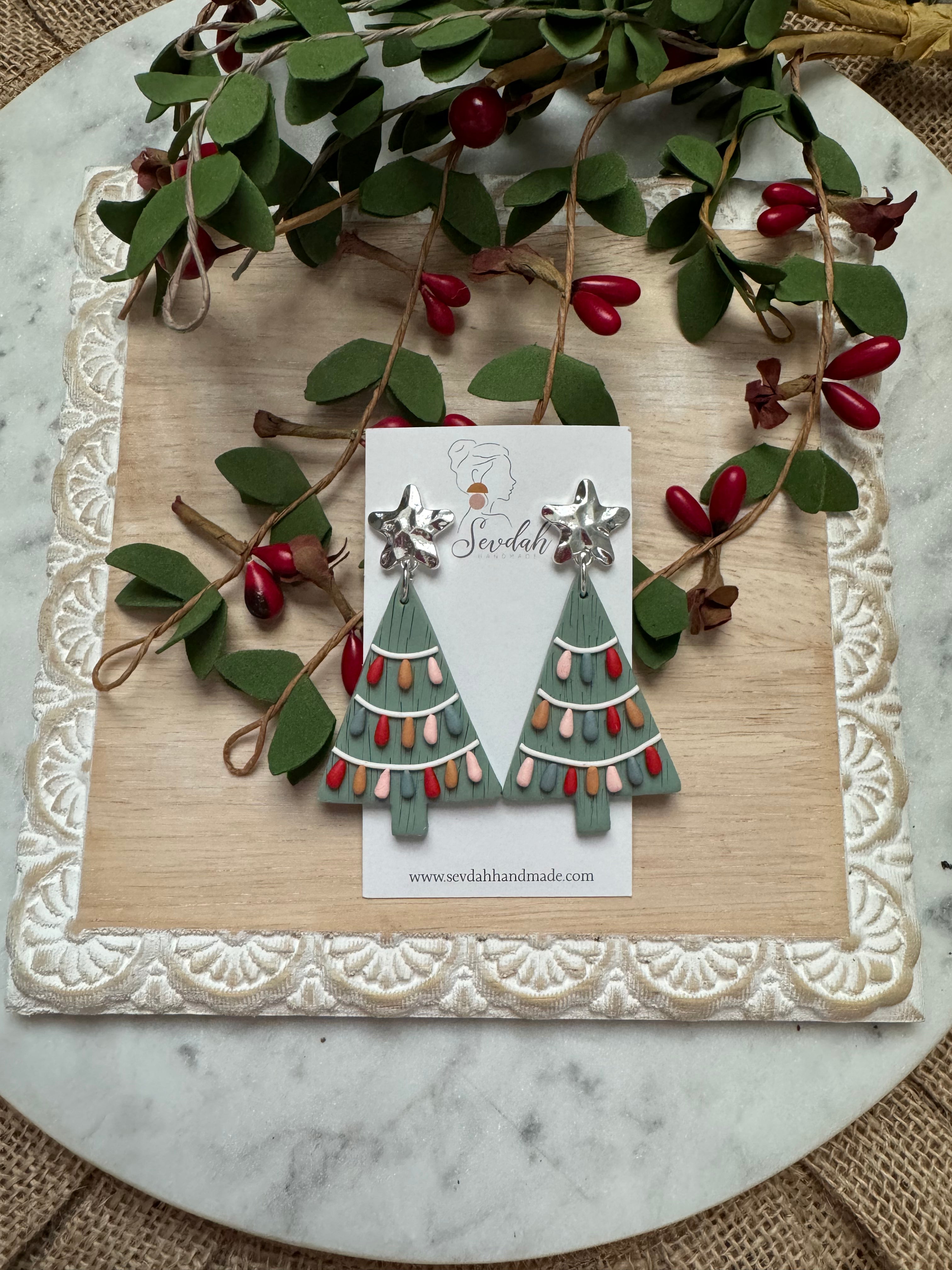 Christmas dangle earrings