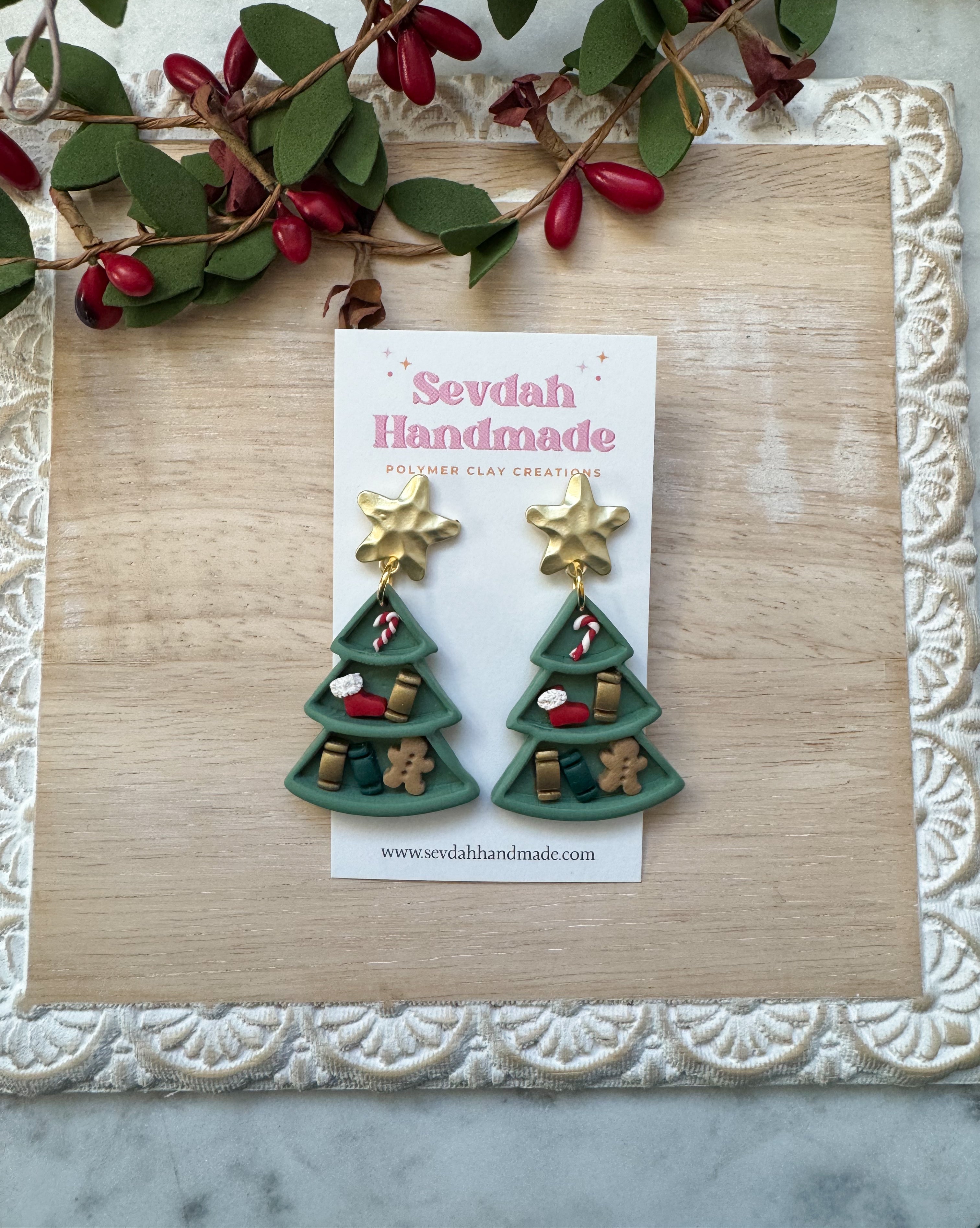 Christmas tree bookcase